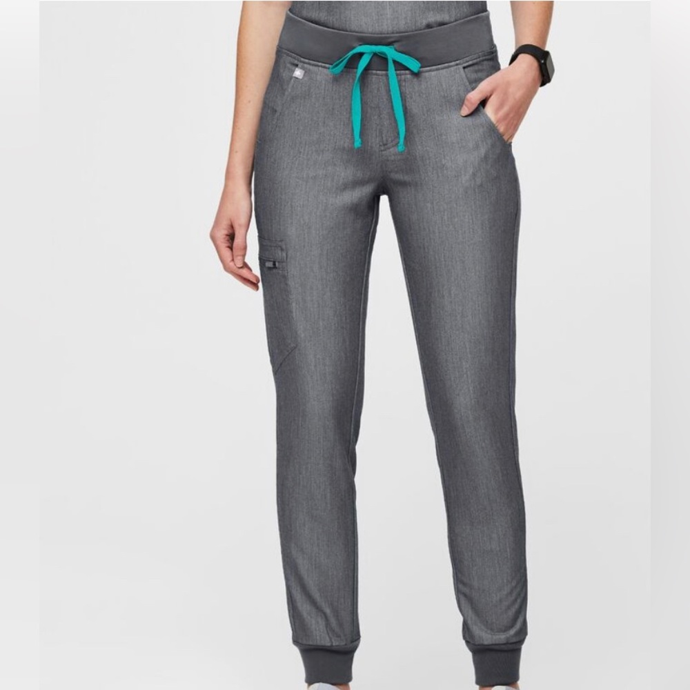 Fig Scrub Pants | Size: Medium | Color: Gray